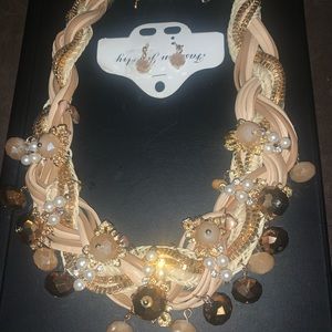 Necklace and earring set